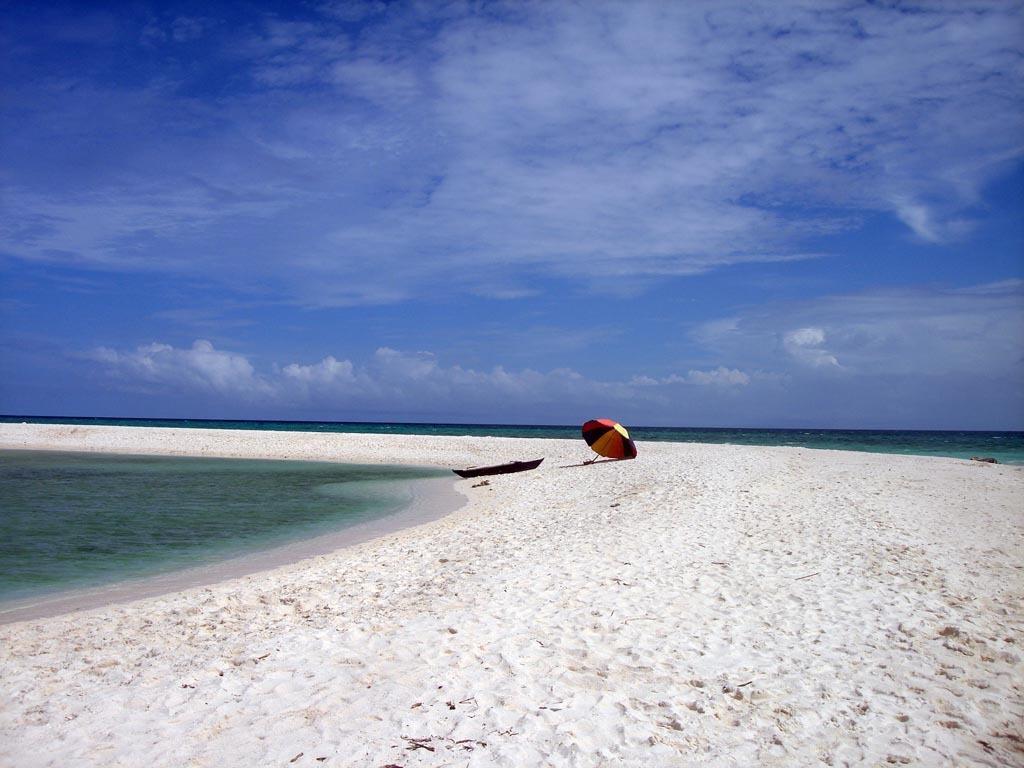 Camiguin Volcan Beach Eco Retreat&Dive Resort Mambajao Esterno foto