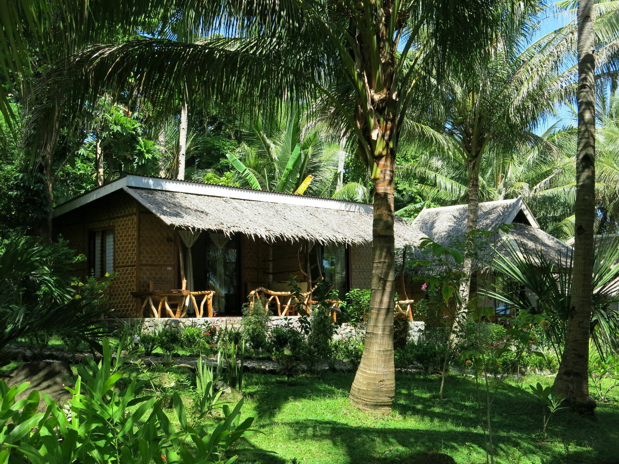 Camiguin Volcan Beach Eco Retreat&Dive Resort Mambajao Esterno foto