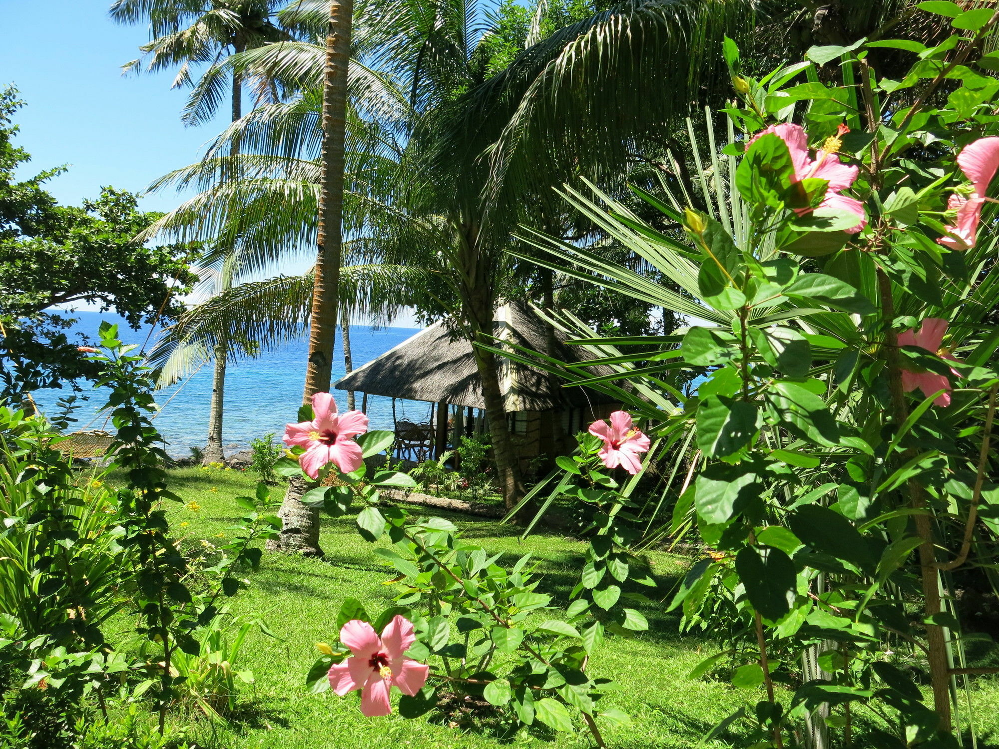 Camiguin Volcan Beach Eco Retreat&Dive Resort Mambajao Esterno foto